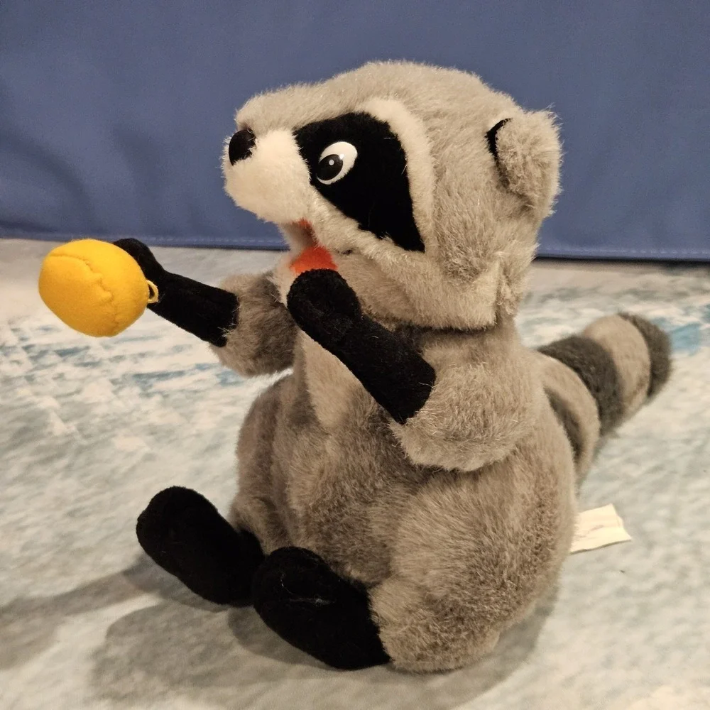 Vintage Disney Meeko Plush w/ Biscuit Cracker & Pocahontas Plush Bundle